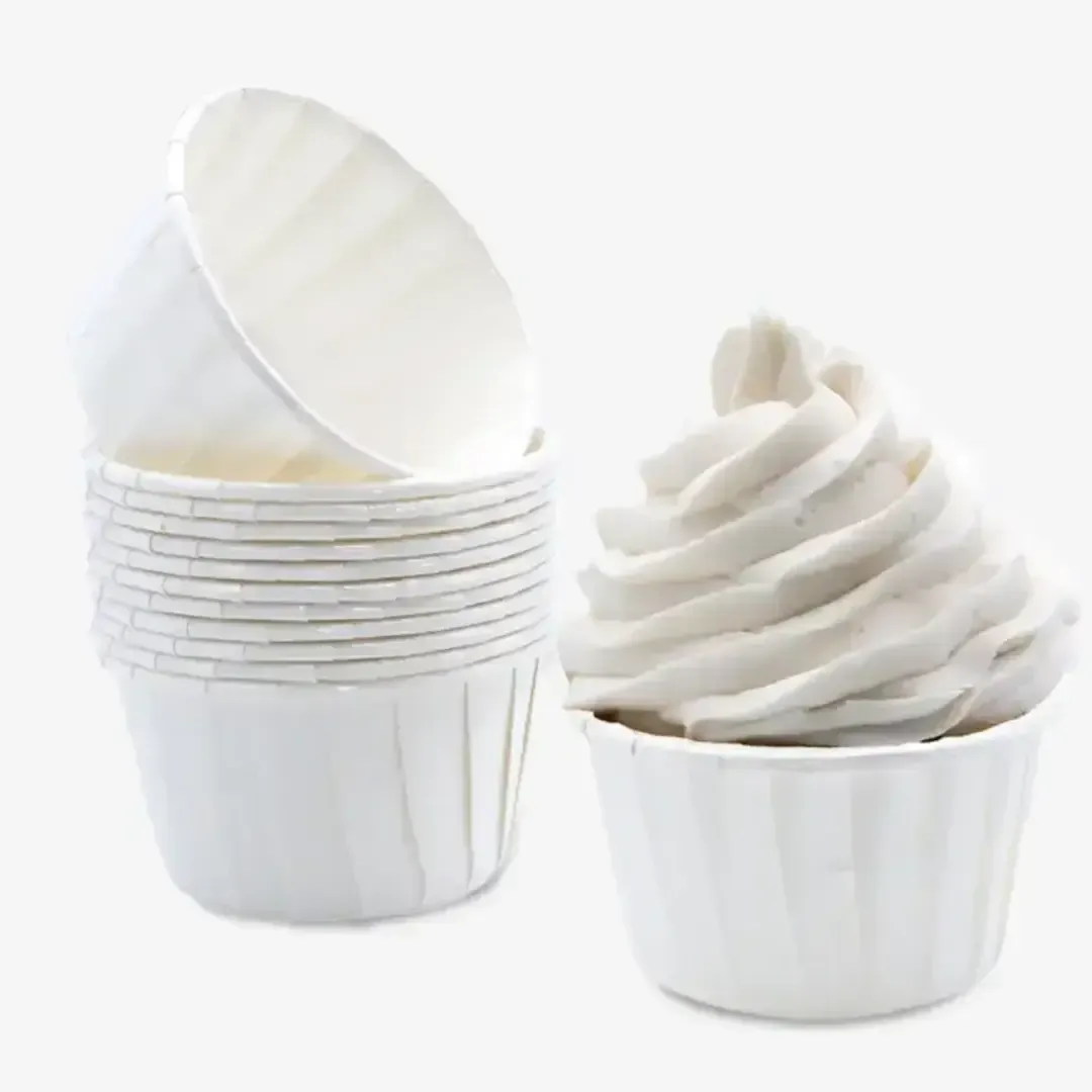 FORMA CUPCAKE BRANCO 6.7X4X5CM 24UNI